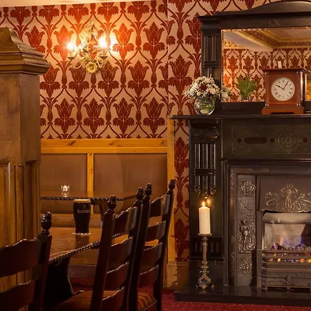 Meadow Court 4* 로우리아